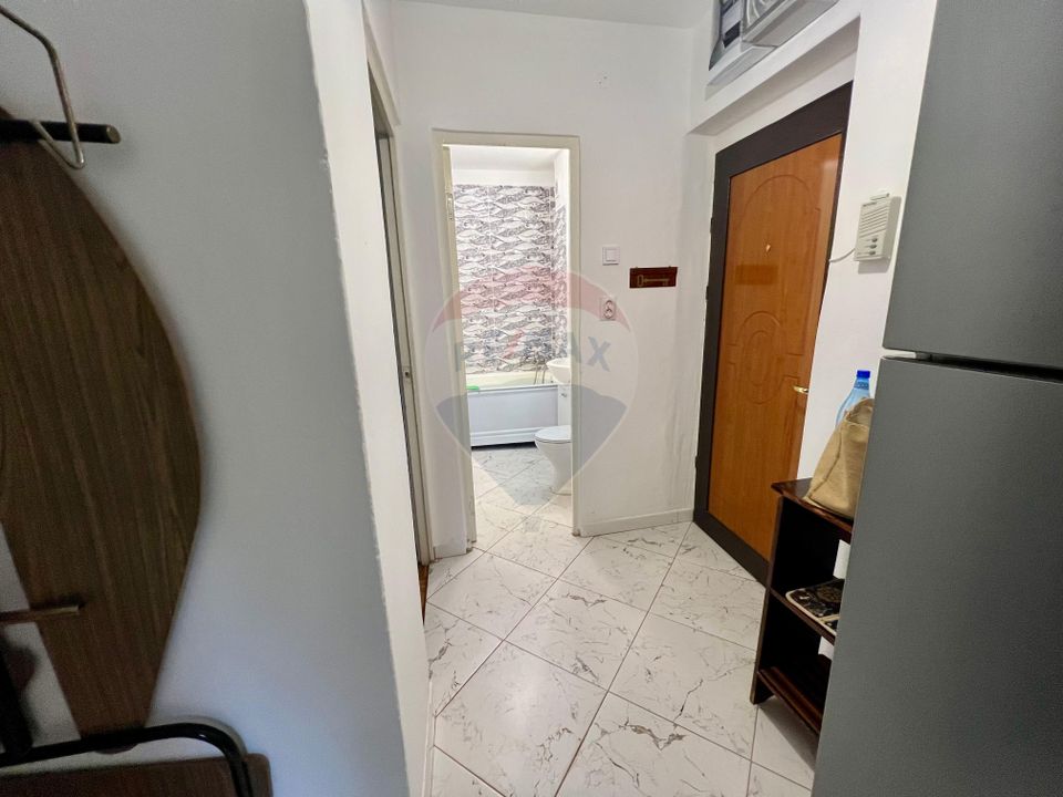 2 room Apartment for rent, Strand area