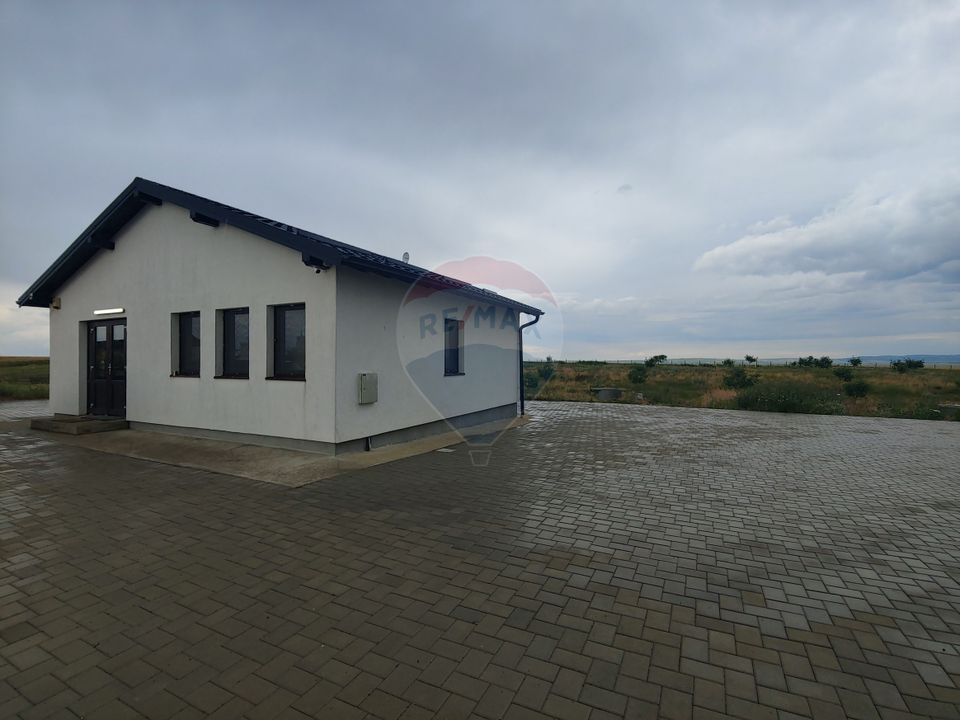 Spațiu industrial-depozit de 1120mp de închiriat în Dumbrăveni, SV