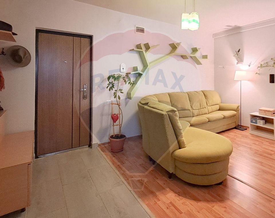 Apartament cu 2 camere de vânzare în zona Buna Ziua