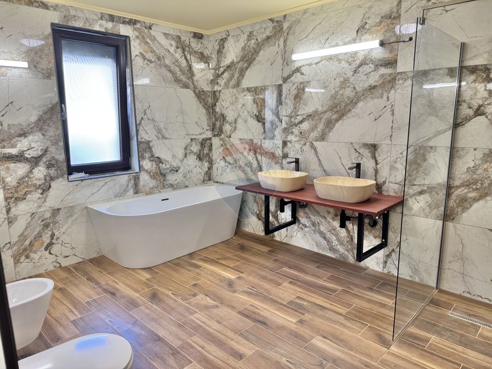 4 room House / Villa for sale