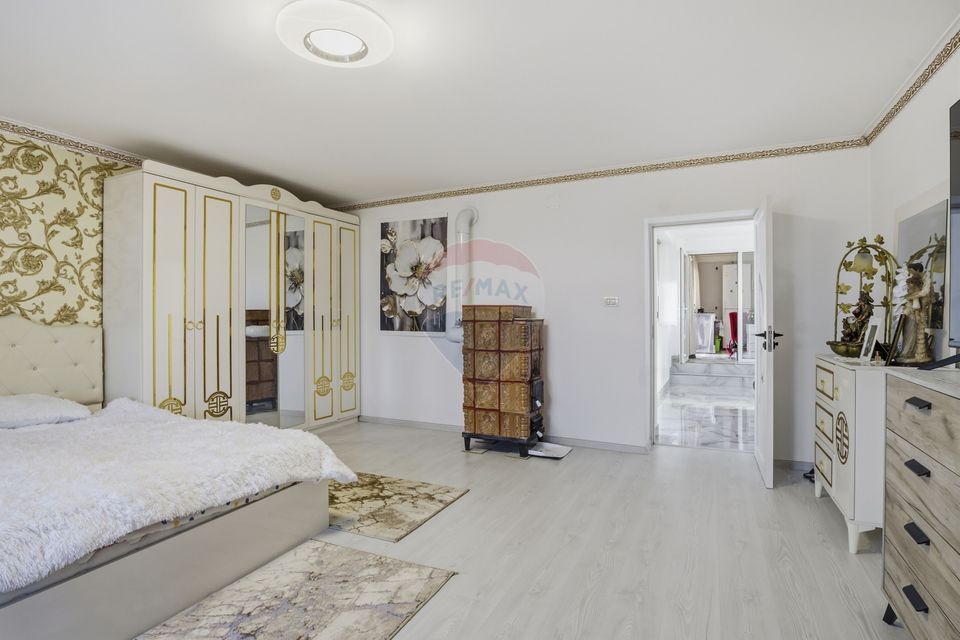 Casă renovată cu teren generos în Satu Mare,Secusigiu