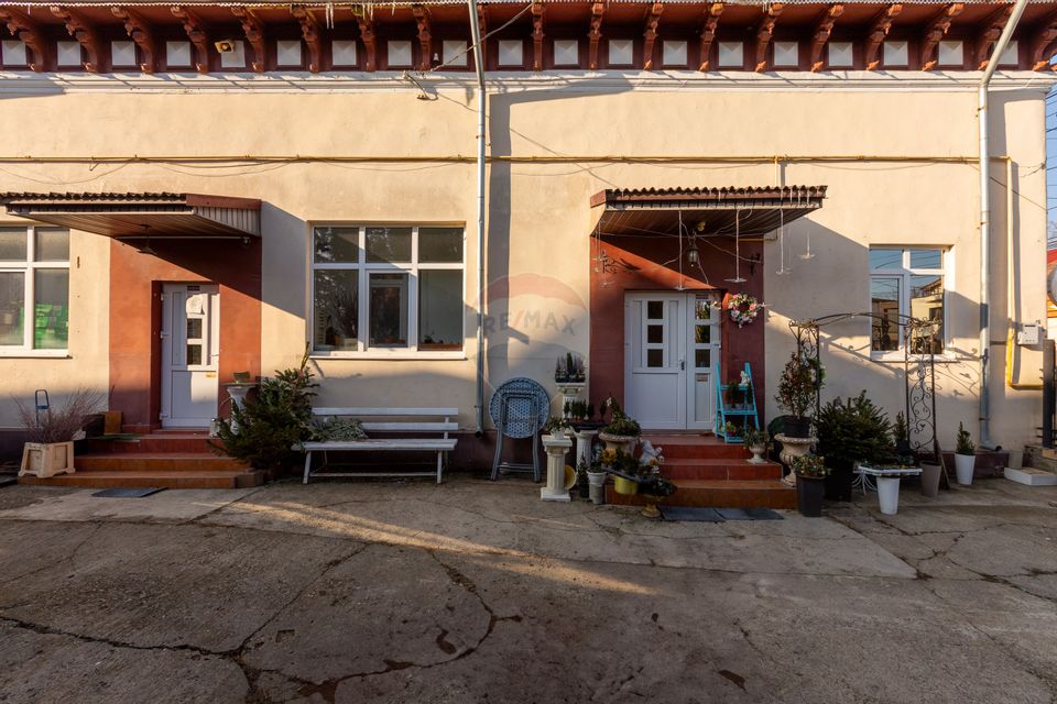 146sq.m Commercial Space for rent, Central area