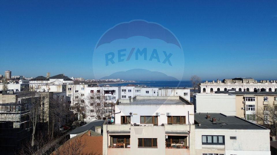 Vila de vanzare in zona peninsulara Constanta