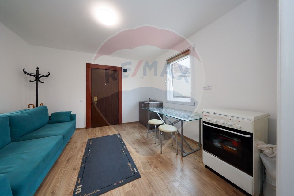 Vilă cu 3 camere, de vânzare, în zona Centrul Istoric!