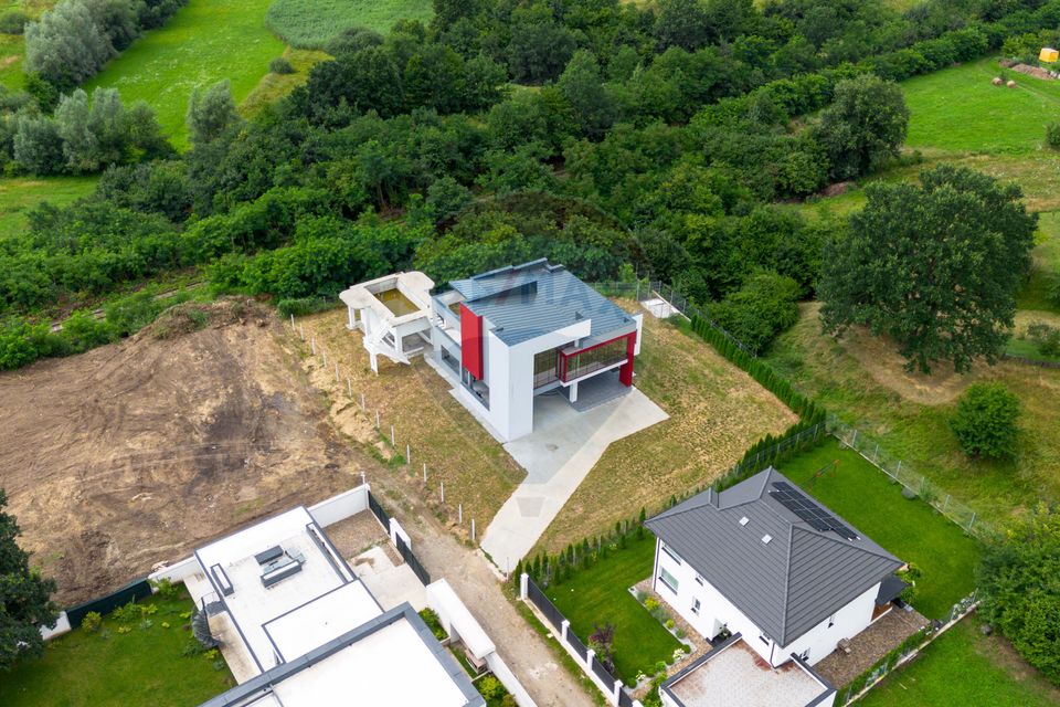 5 room House / Villa for sale