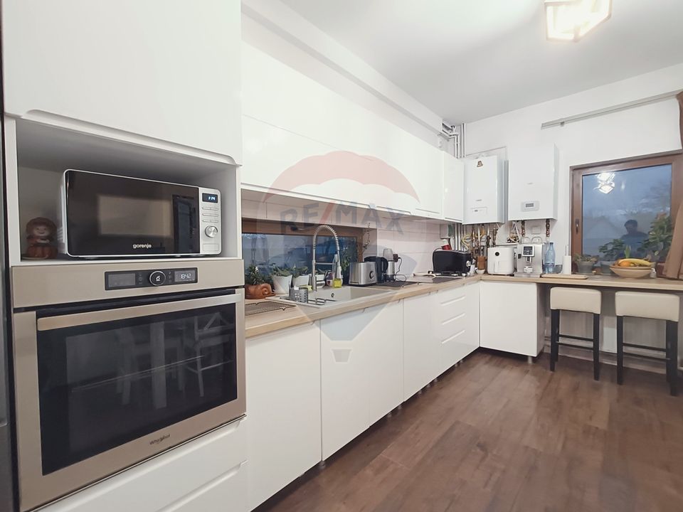 4 room House / Villa for sale