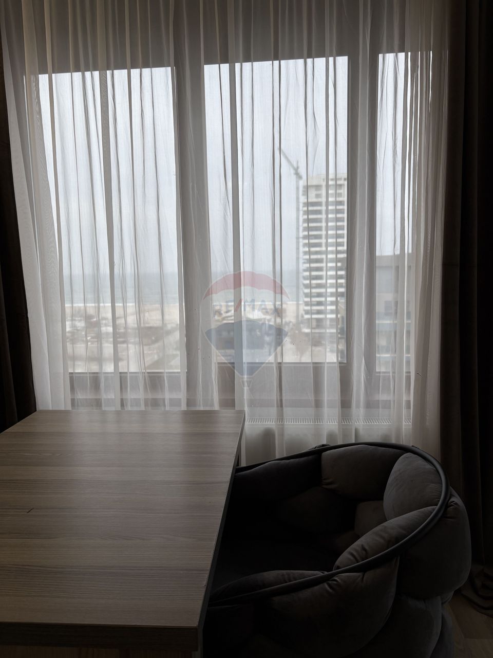 Apartament de 3 camere de vanzare vedere frontala la mare Mamaia