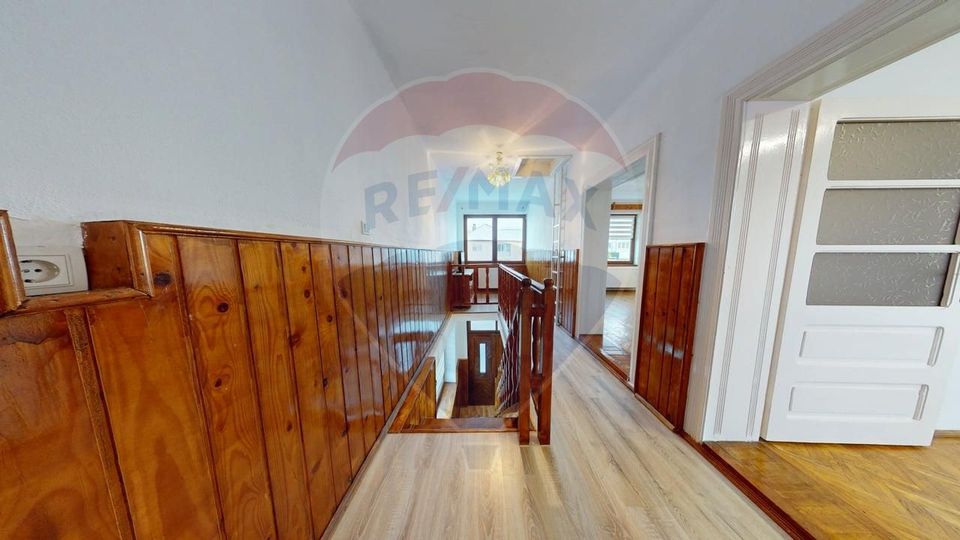 Casă cu 3 camere de vânzare Calea Dumbravii