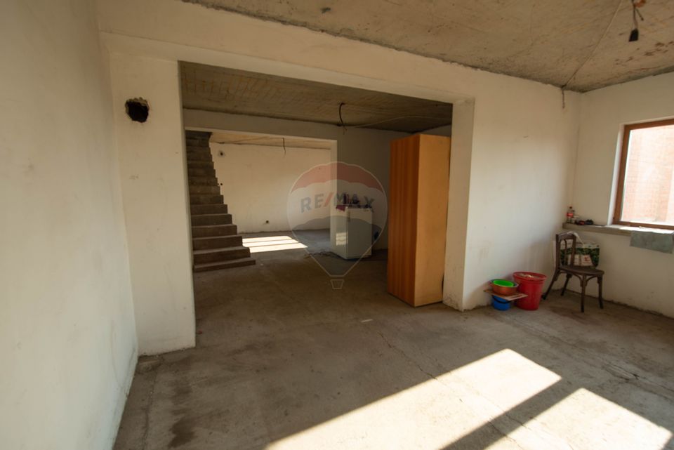 Casa individua, de vanzare, 465 mp utili, Manolache, Ilfov