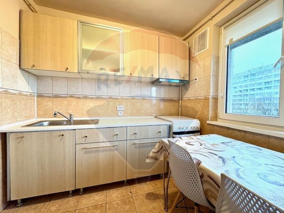 Apartament 2 camere de închiriat – B-dul. Saturn 41 Brașov