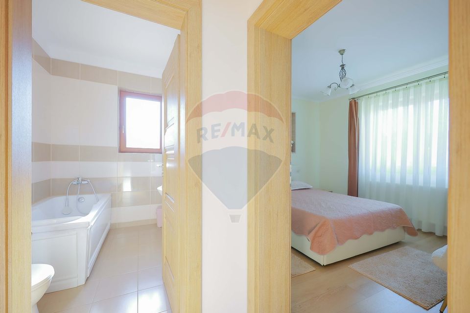5 room House / Villa for sale