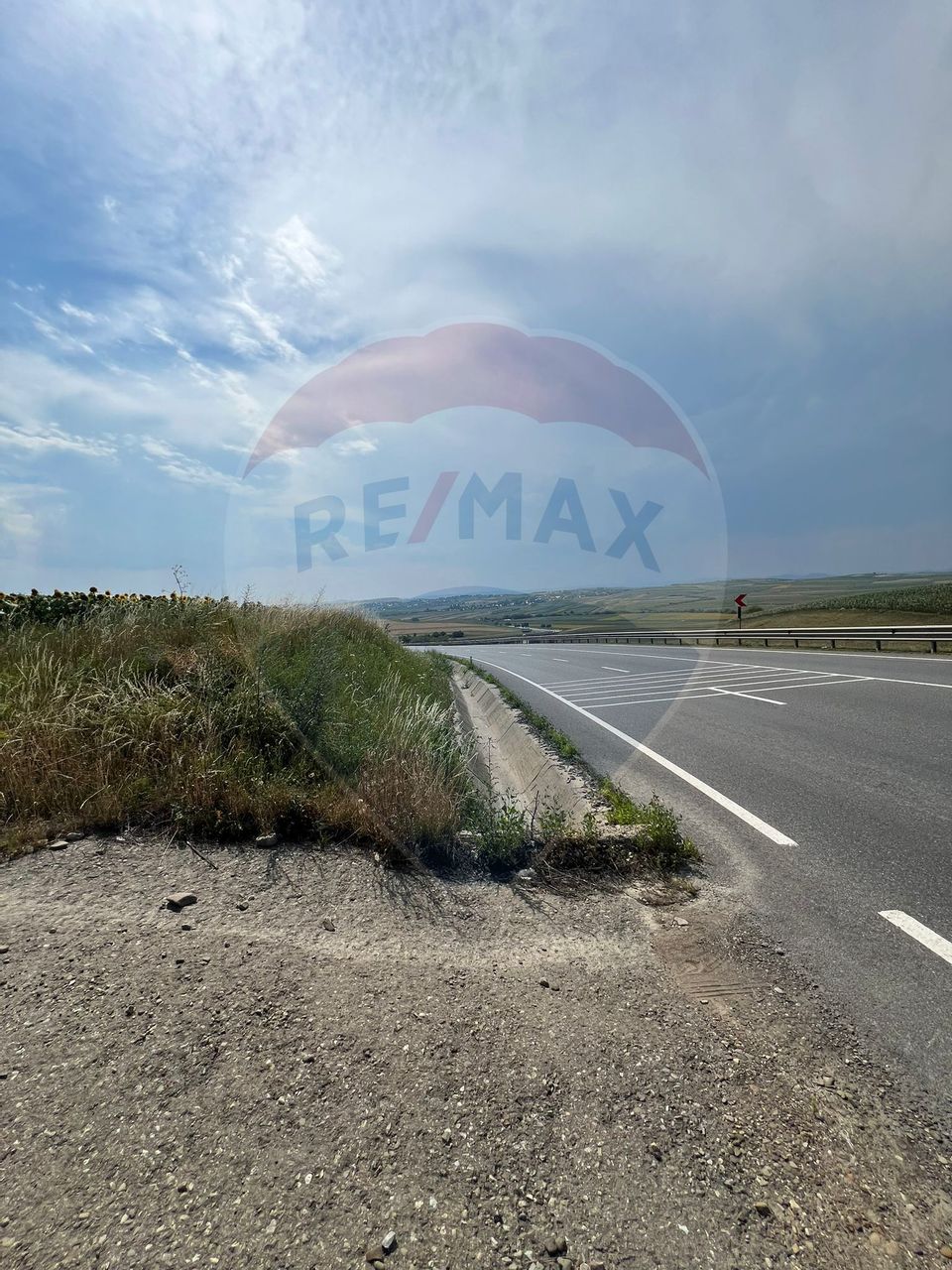 Land 3,500sqm Ilisesti / Strada Principala