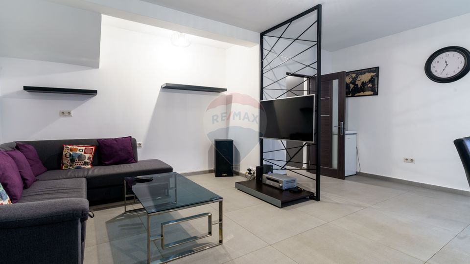 Duplex ultrafinisat 4 camere - la cheie, zona VIVO