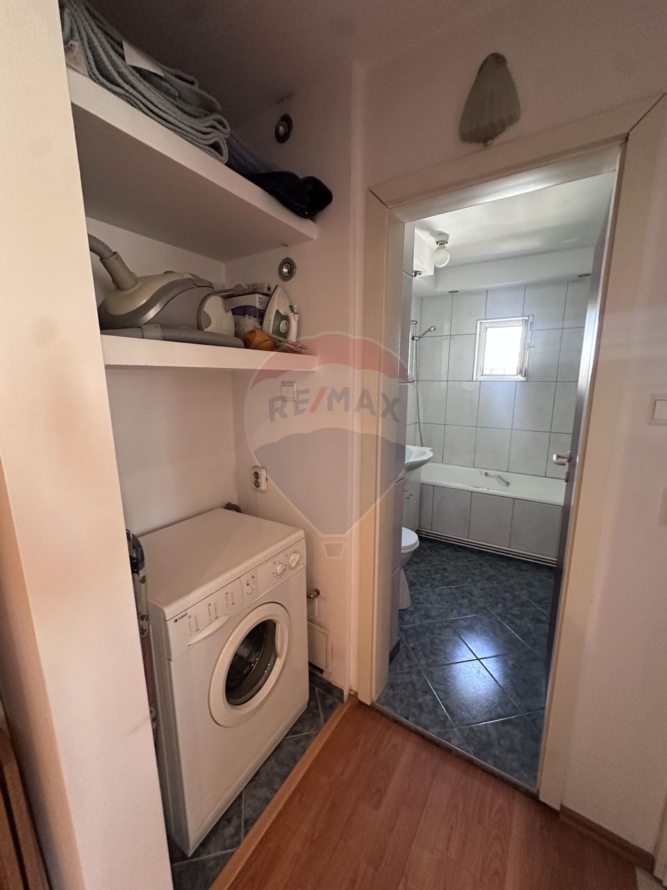 Apartament cu 3 camere de vânzare în zona Baneasa