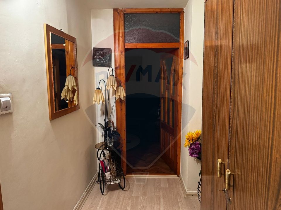 Apartament solid si spatios in una dintre cele mai bune zone ale Craio