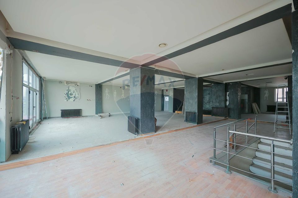 De închiriat – Spațiu comercial 281 mp,  Bulevardul Decebal