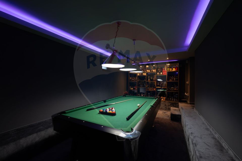 8 room House / Villa for sale