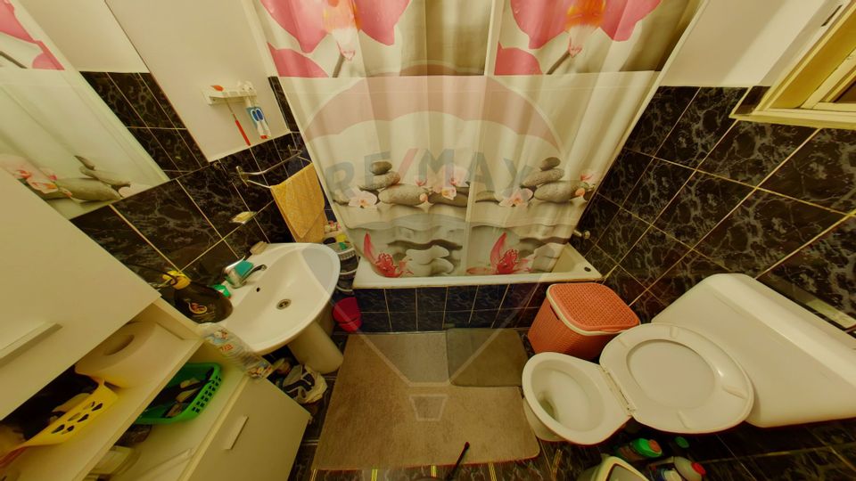 Casă / Vilă cu 3 camere de închiriat în zona Sud-Vest