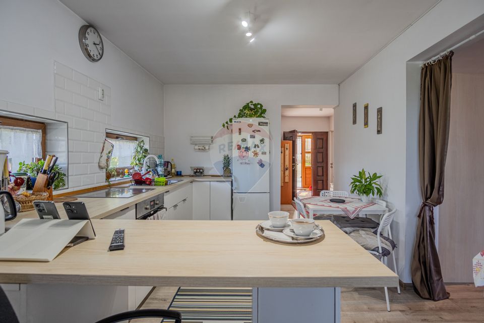 Casa de vanzare 7 camere | CURTE 953 mp | Colonia 1 Mai | COMISION 0 |