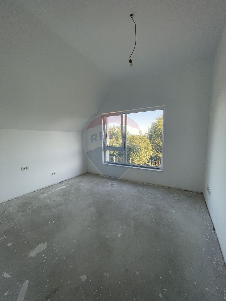 4 room House / Villa for sale