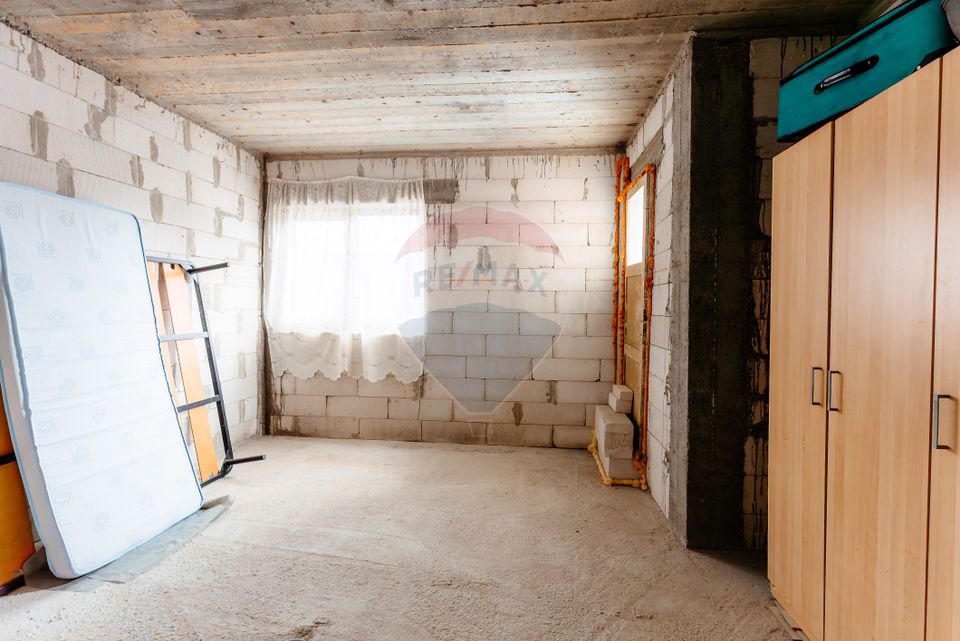 5 room House / Villa for sale