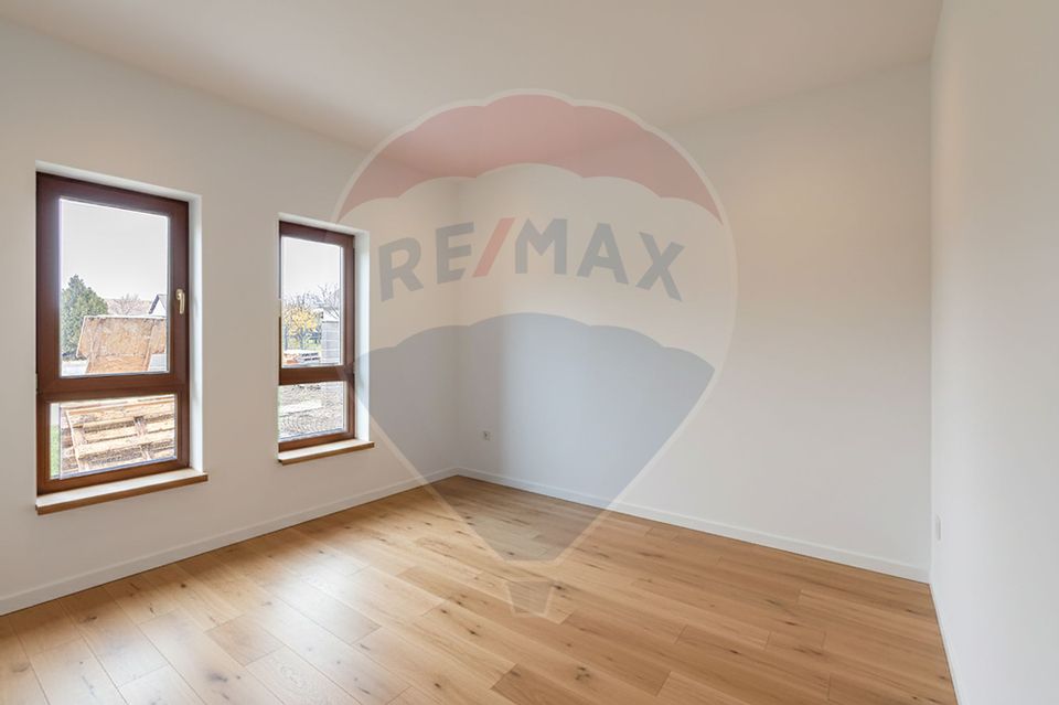 Casă / Vilă cu 3 camere de vânzare