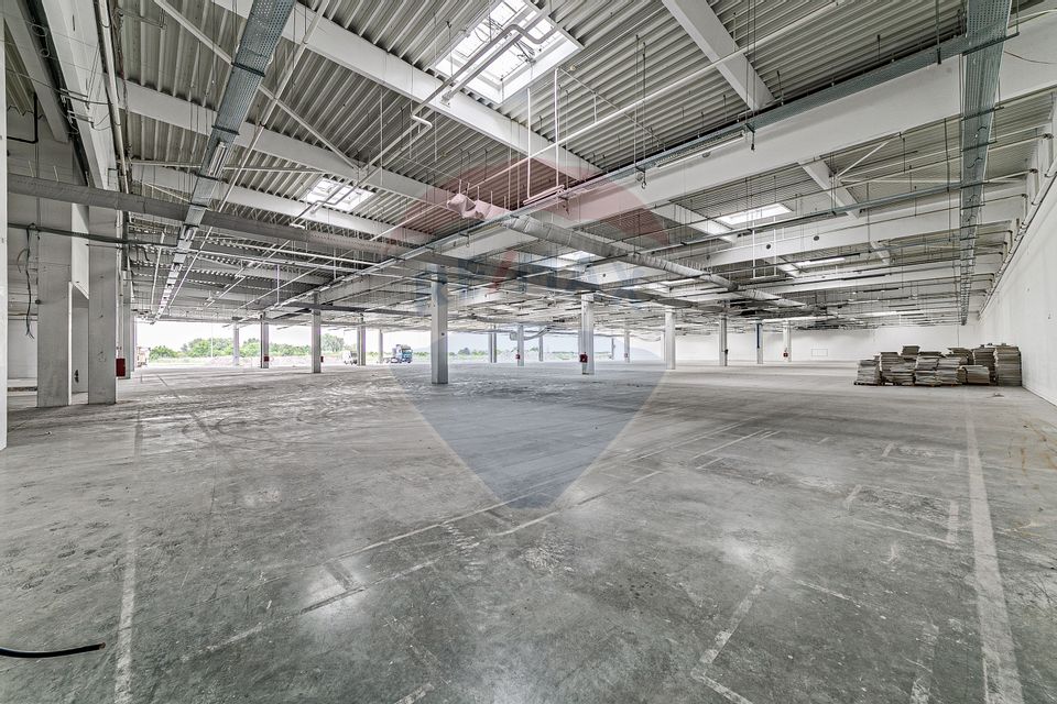 7,623sq.m Industrial Space for rent, Vest area