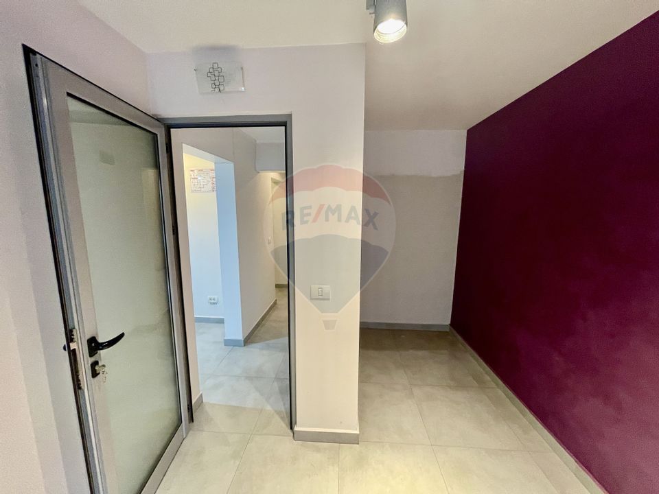 72sq.m Office Space for rent, Ultracentral area