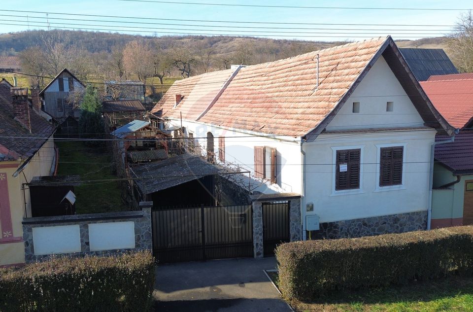 4 room House / Villa for sale