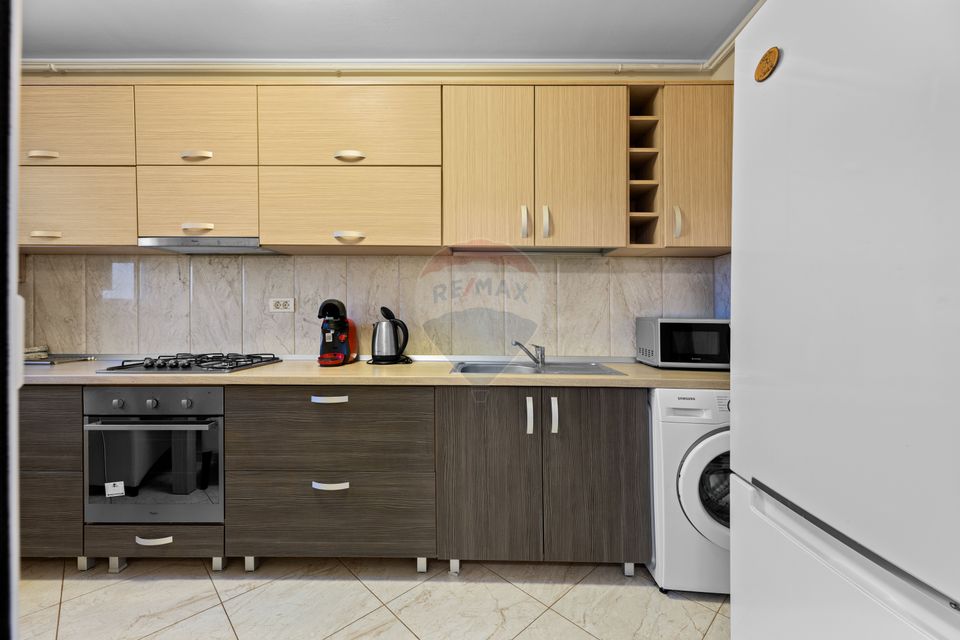 2 room Apartment for rent, Boul Rosu area