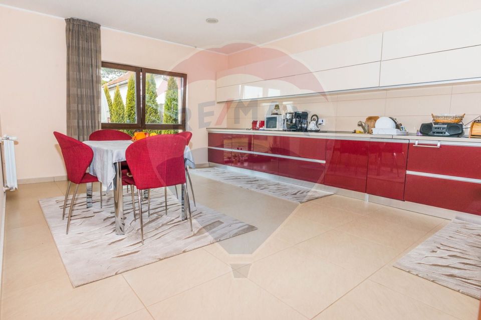 Vila in stil  mediterenean, lux,  statiunea balneoclimaterica Covasna