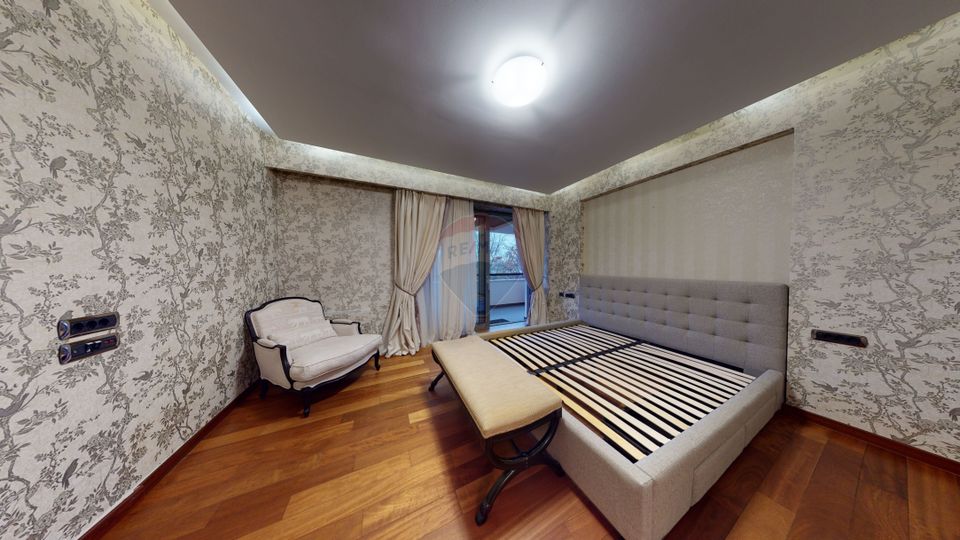 De inchiriat | Apartament 4 camere | Terasa 55 mp | Primaverii