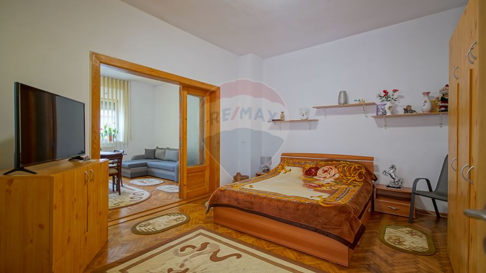 5 room House / Villa for sale, Turches area