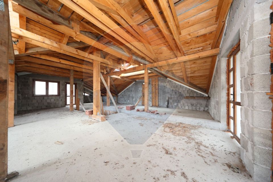 CASA LA ROSU | TOMIS 21 | 325MP | 346MP CURTE | 470 TEREN |ACCES AUTO