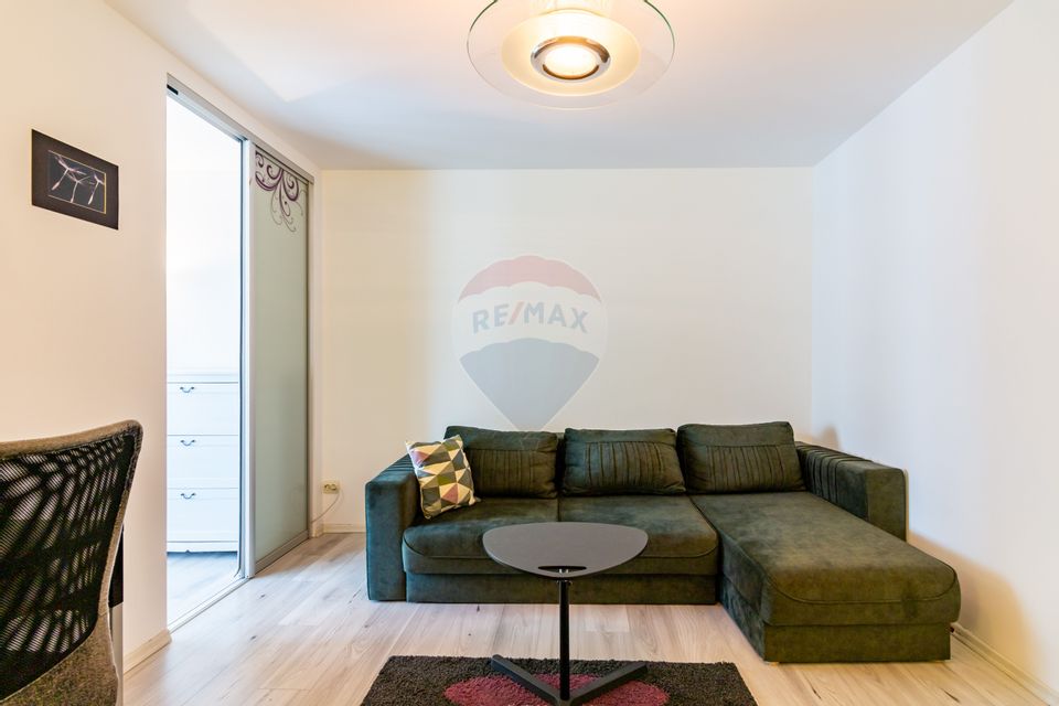 2 room apartment | Calea Călărașilor | 56 sqm | 1997 | 4/5 | Speaker