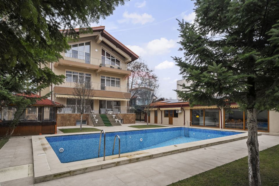 Casă / Vilă cu 6 camere de închiriat în zona Nord