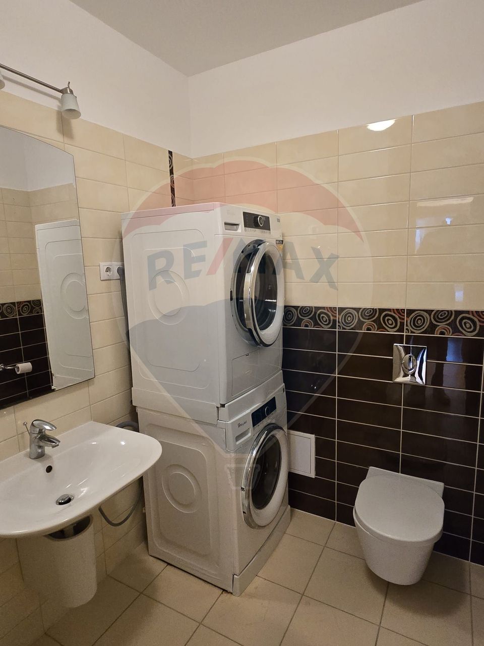 Inchiriere Apartment 4 camere Complex Liziera Pipera