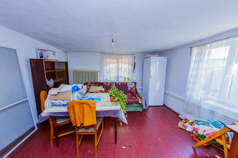 Proprietate rezidentiala de vanzare la 2 pasi de Parcul Regina Maria