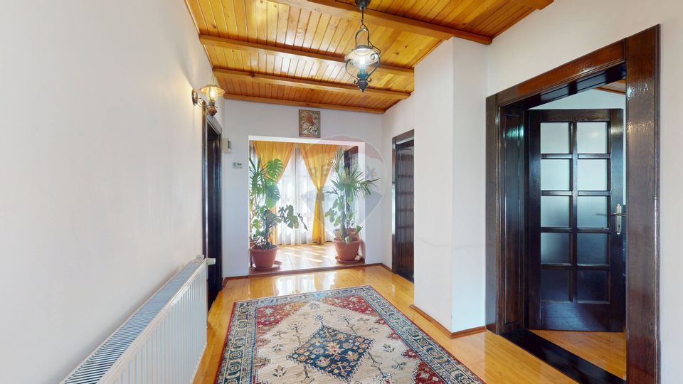 Casa de vanzareÂ  | Potential business| Tractorul – Brașov