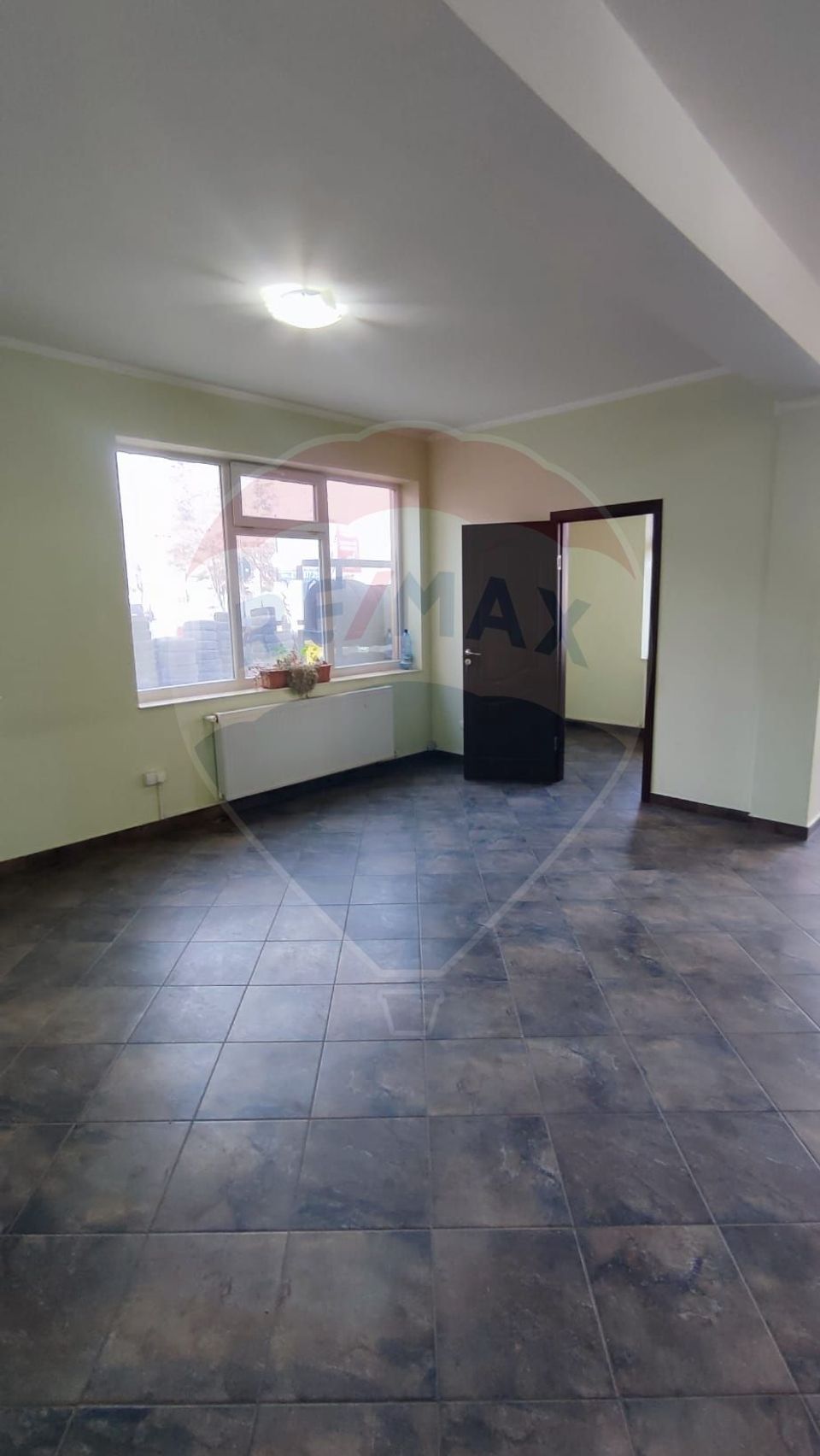 150sq.m Commercial Space for rent, Nord area