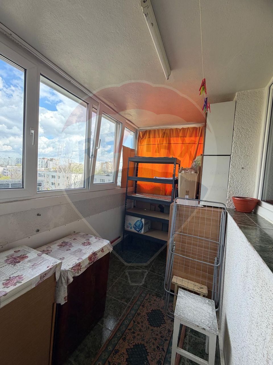 Apartament de închiriat-2 camere zona Titan