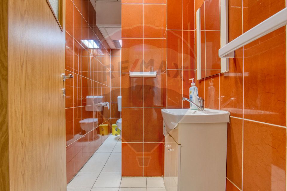 124sq.m Office Space for rent, Central area