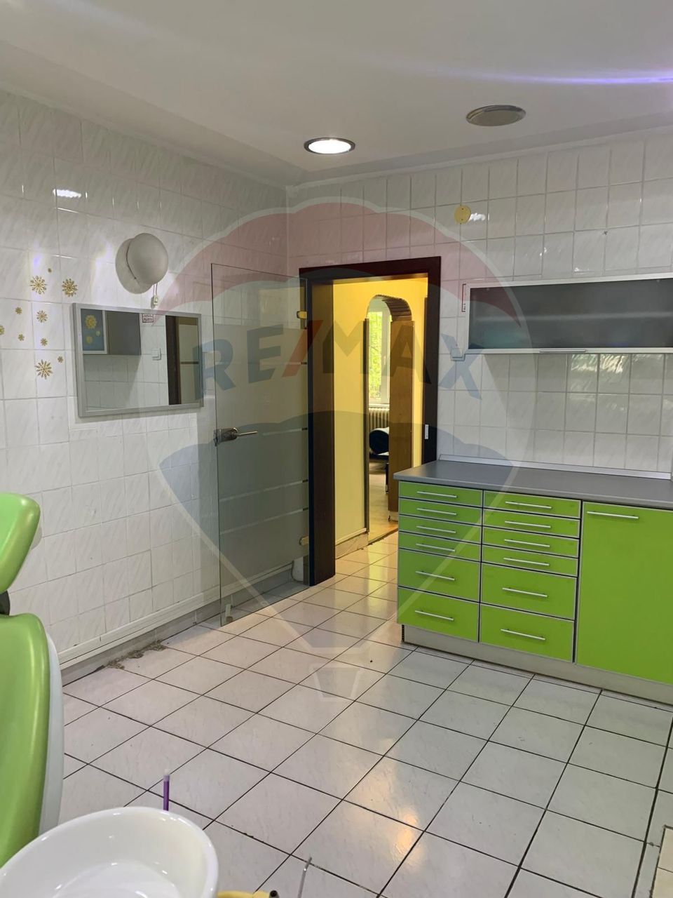 Rental of fully equipped dental office Dristor