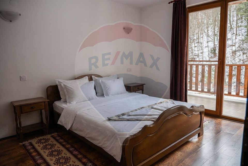 10 room House / Villa for sale