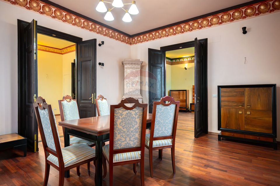 130 sqm Historic Property – Ideal for Living or Office