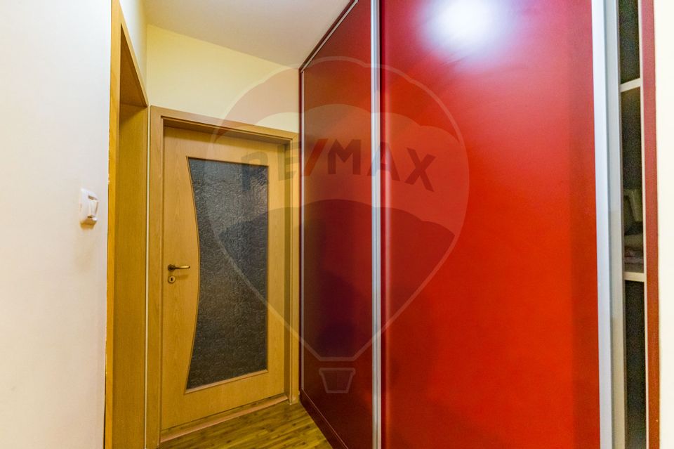 Apartament modern la Bermo Micalaca