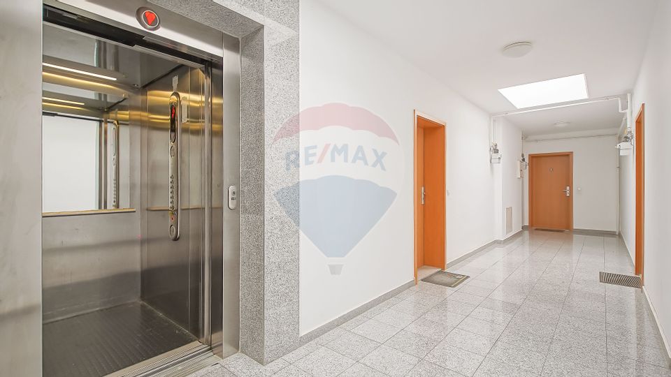 Apartament cu trei camere de inchiriat, Avantgarden 2, Brasov