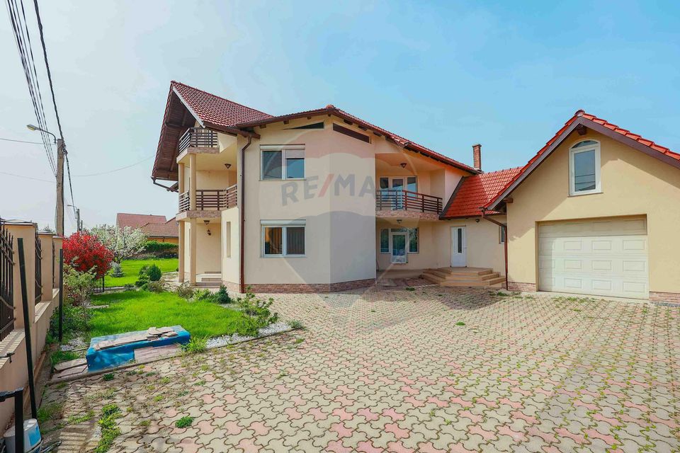 5 room House / Villa for sale, Nufarul area