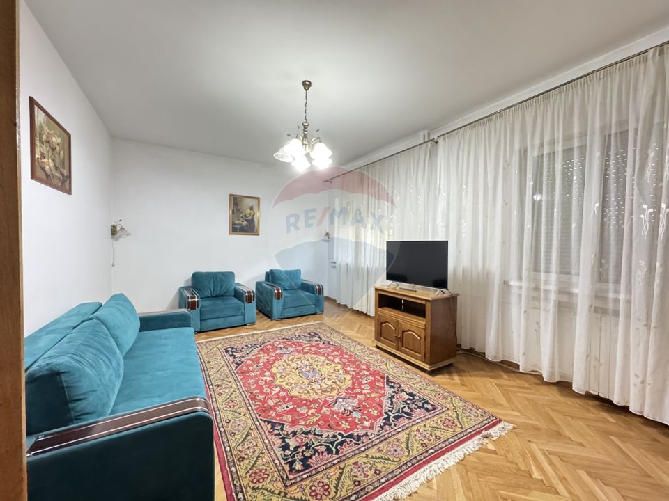 Apartament cu 3 camere de inchiriat - Zona Dimitrie Cantemir