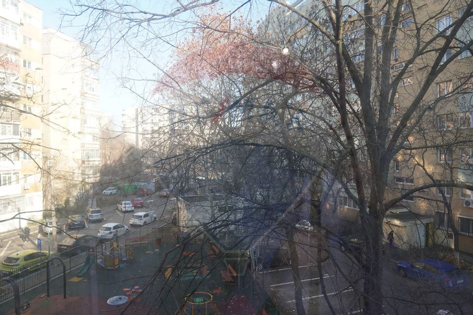 Apartament 2 camere decomandat Lujerului metrou